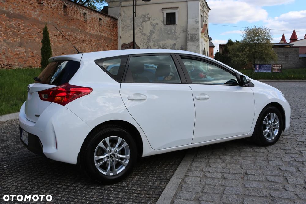 Toyota Auris 1.4 D-4D Active - 3