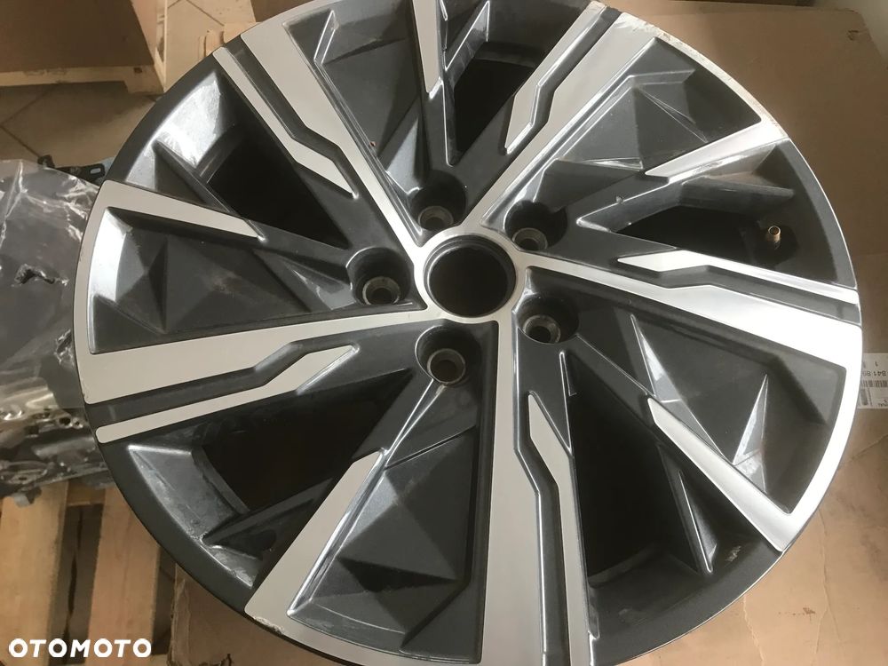 Felga Hyundai Tucson 17 7x17 5x114,3 ET43,5 52910-N7160 - 1