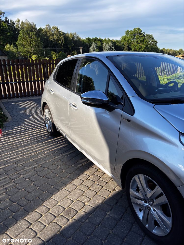 Peugeot 208 1.2 PureTech Style - 3