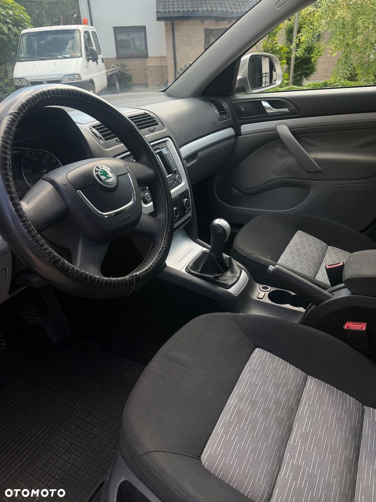 Skoda Octavia - 5