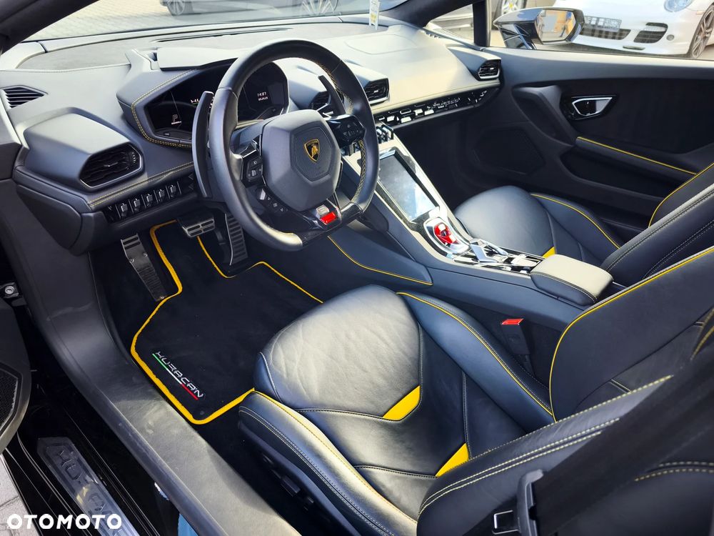 Lamborghini Huracan EVO Spyder - 15