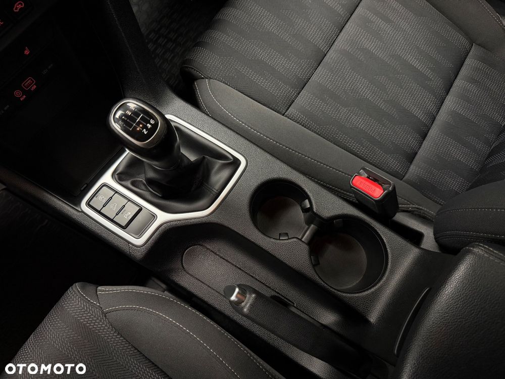 Kia Sportage - 16