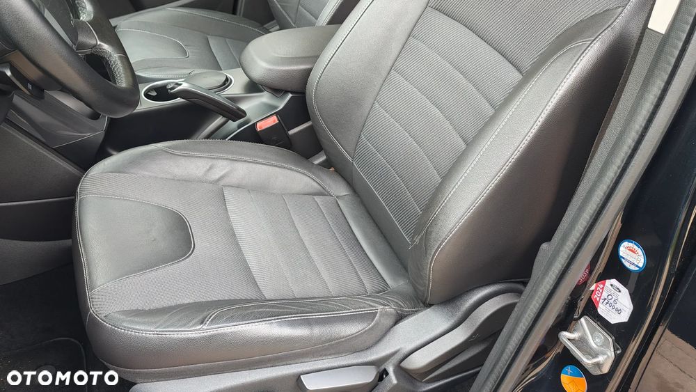 Ford Kuga 2.0 TDCi 4x4 Titanium - 22