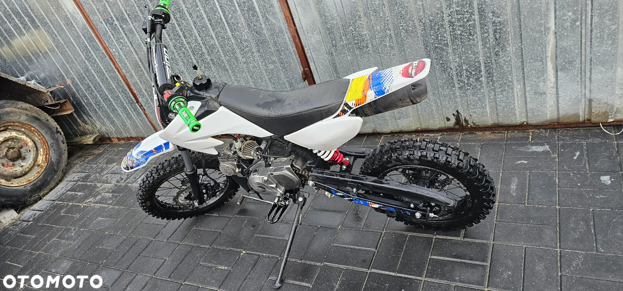 Zipp Inny