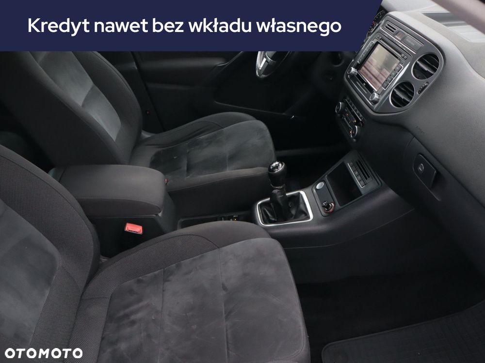 Volkswagen Tiguan - 11