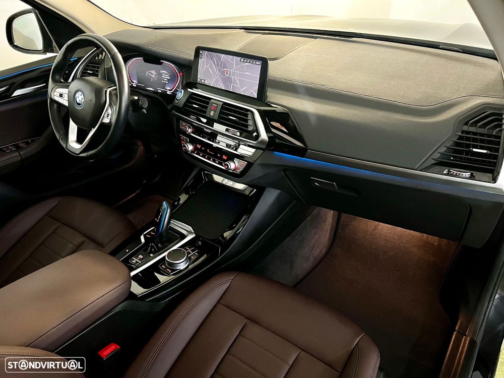 BMW iX3 Impressive - 14