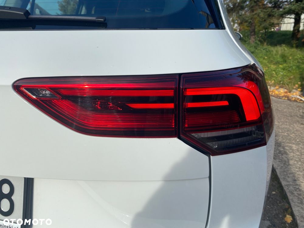 Volkswagen Golf VIII 1.0 TSI - 13