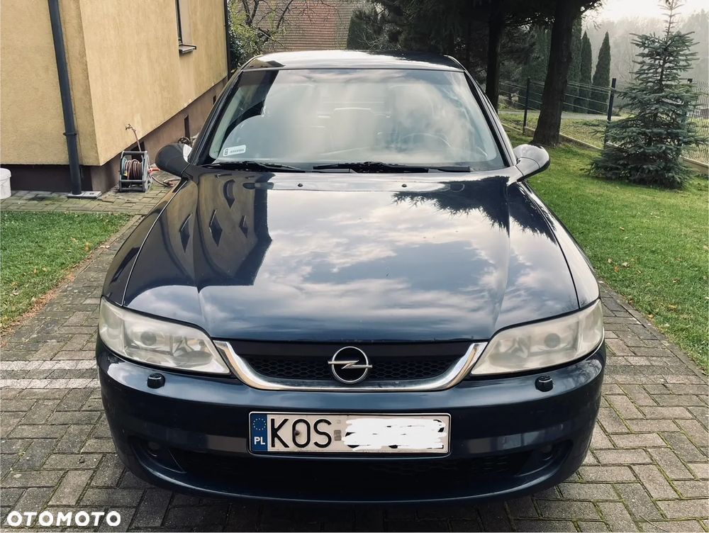 Opel Vectra - 2