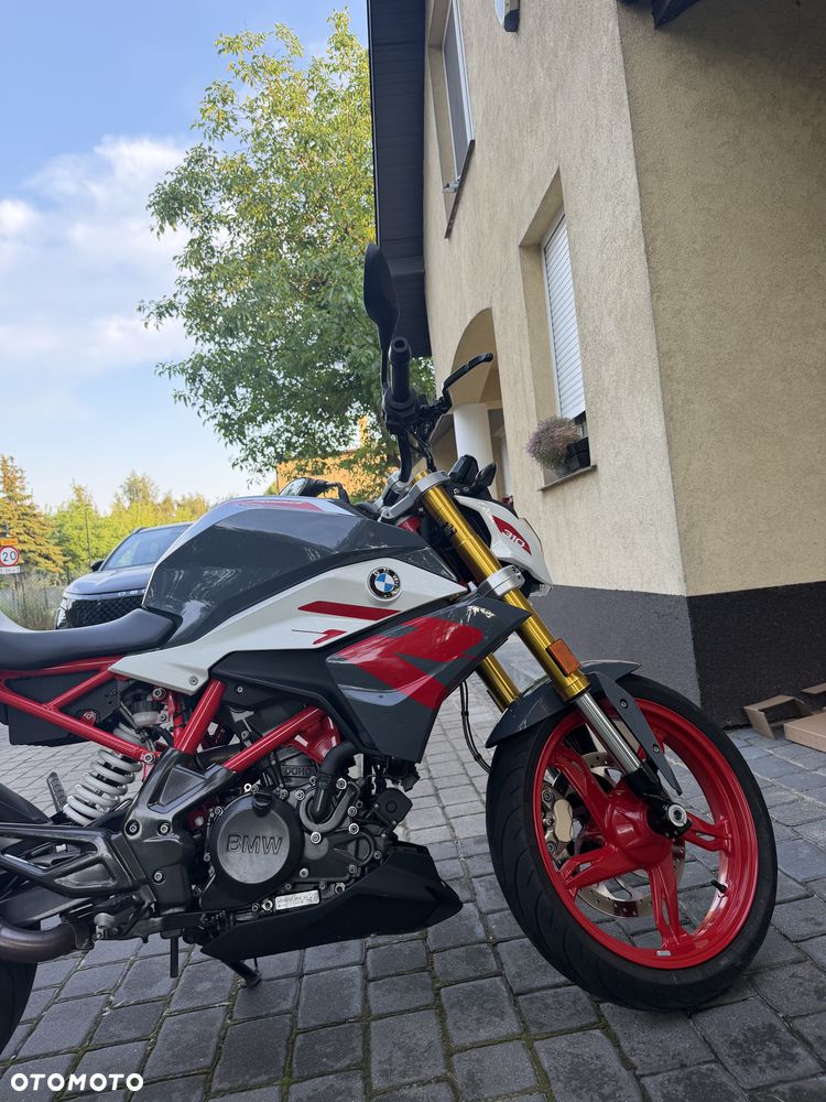 BMW G - 6