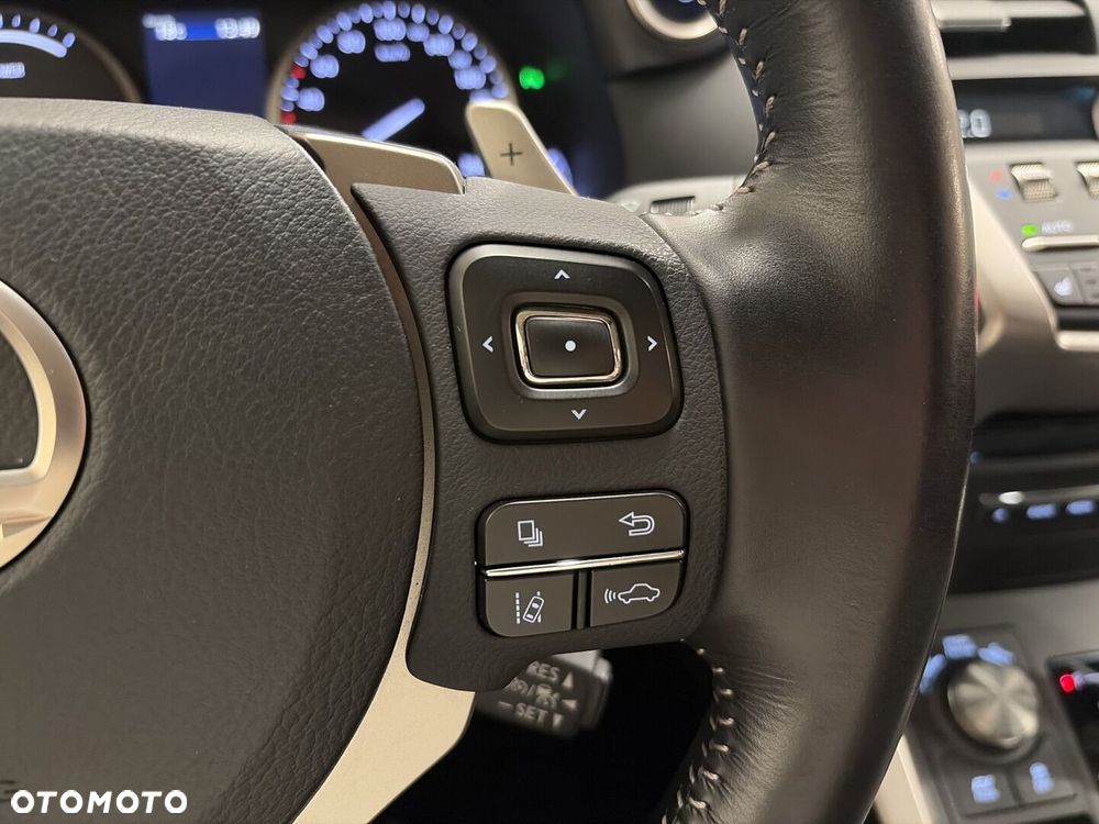 Lexus NX 300h Comfort AWD - 15