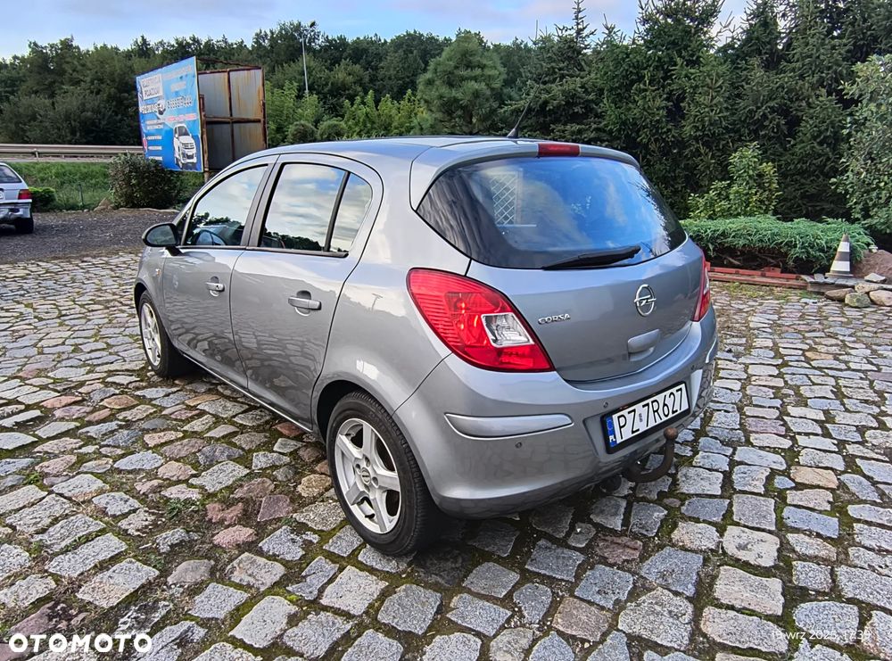 Opel Corsa 1.2 16V Enjoy - 3