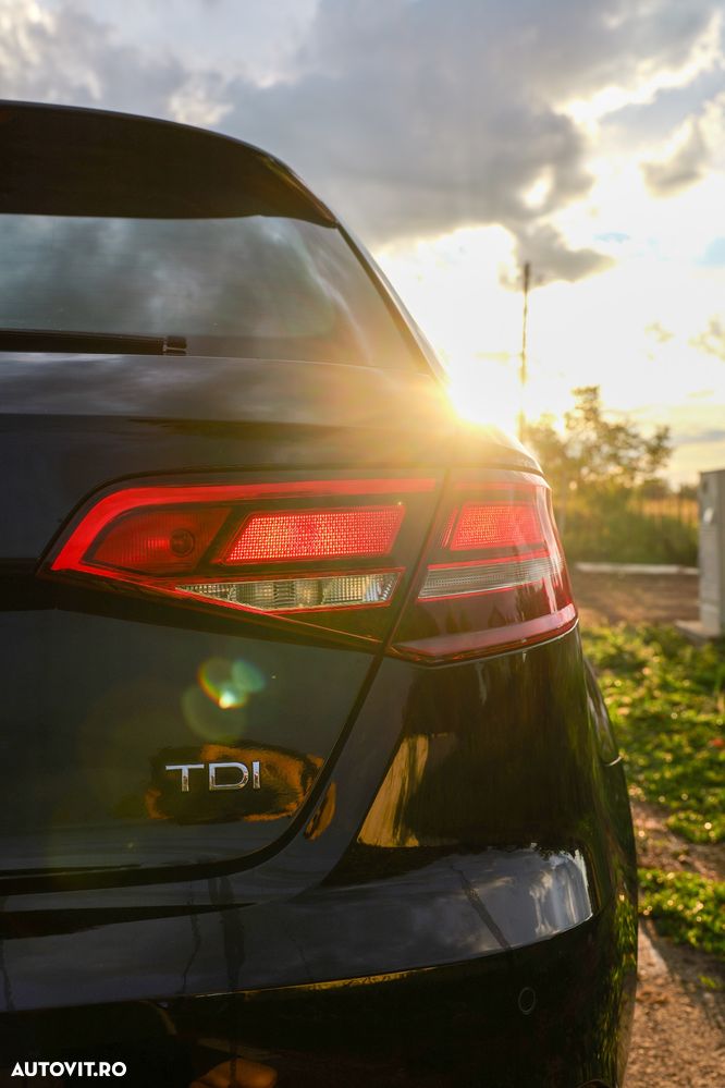 Audi A3 1.6 TDI S tronic Sport - 8