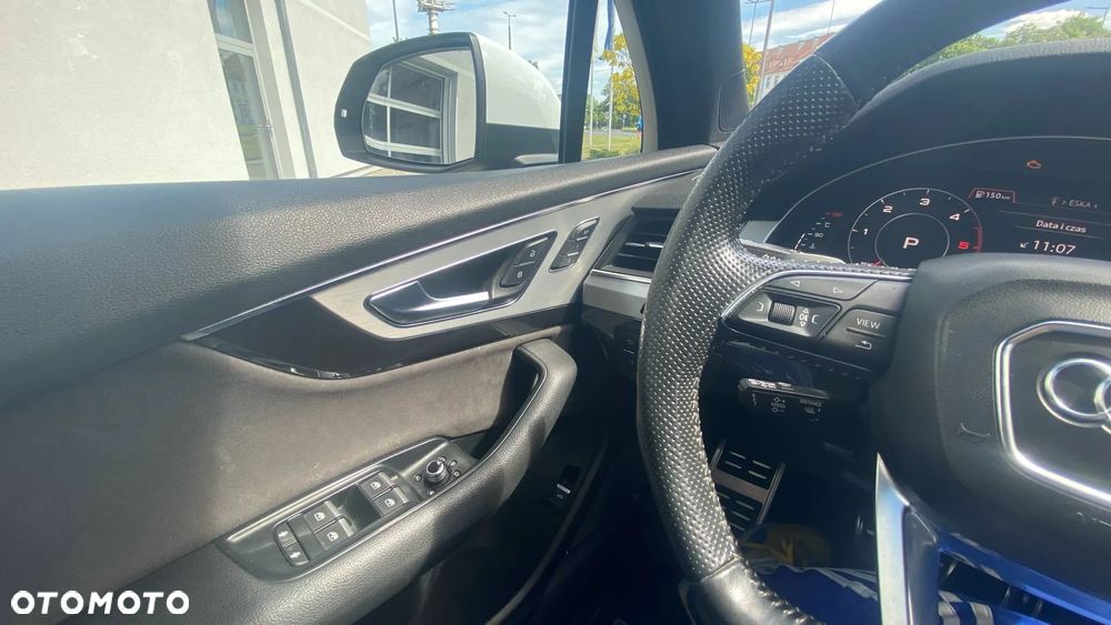 Audi Q7 3.0 TDI ultra Quattro Tiptronic - 25