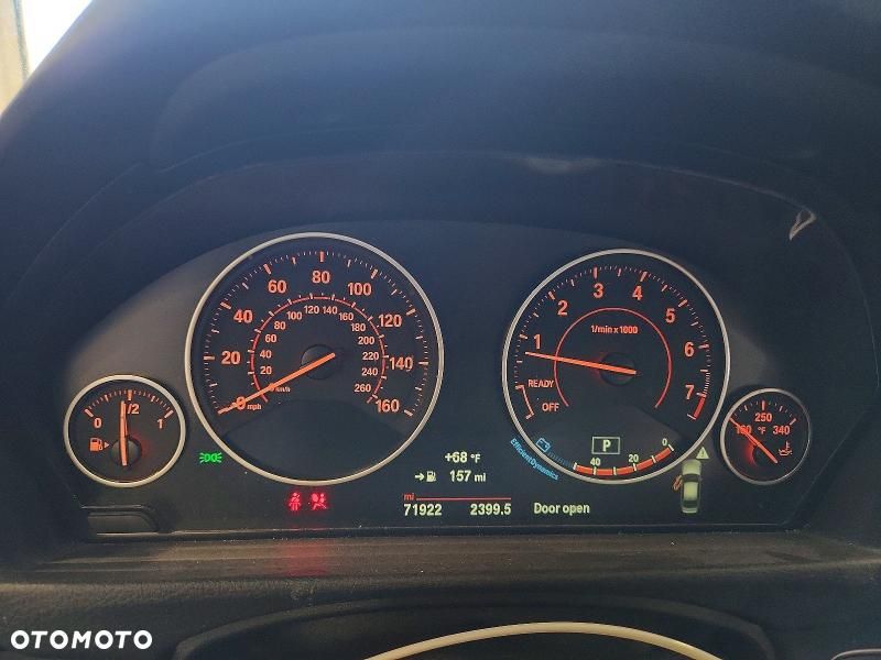 BMW Seria 3 340i xDrive M Sport - 12