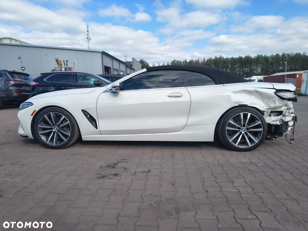 BMW Seria 8 - 4