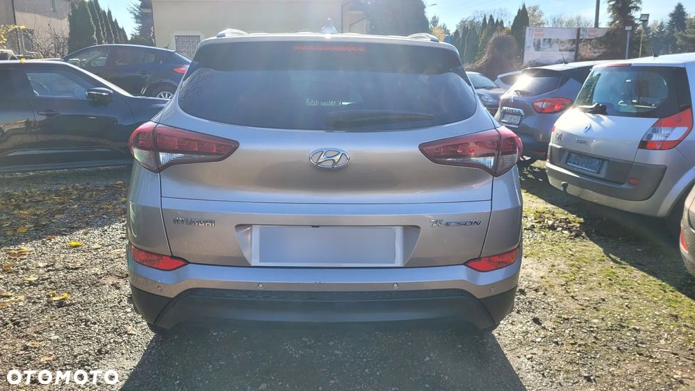 Hyundai Tucson 1.6 GDI BlueDrive GO 2WD - 8