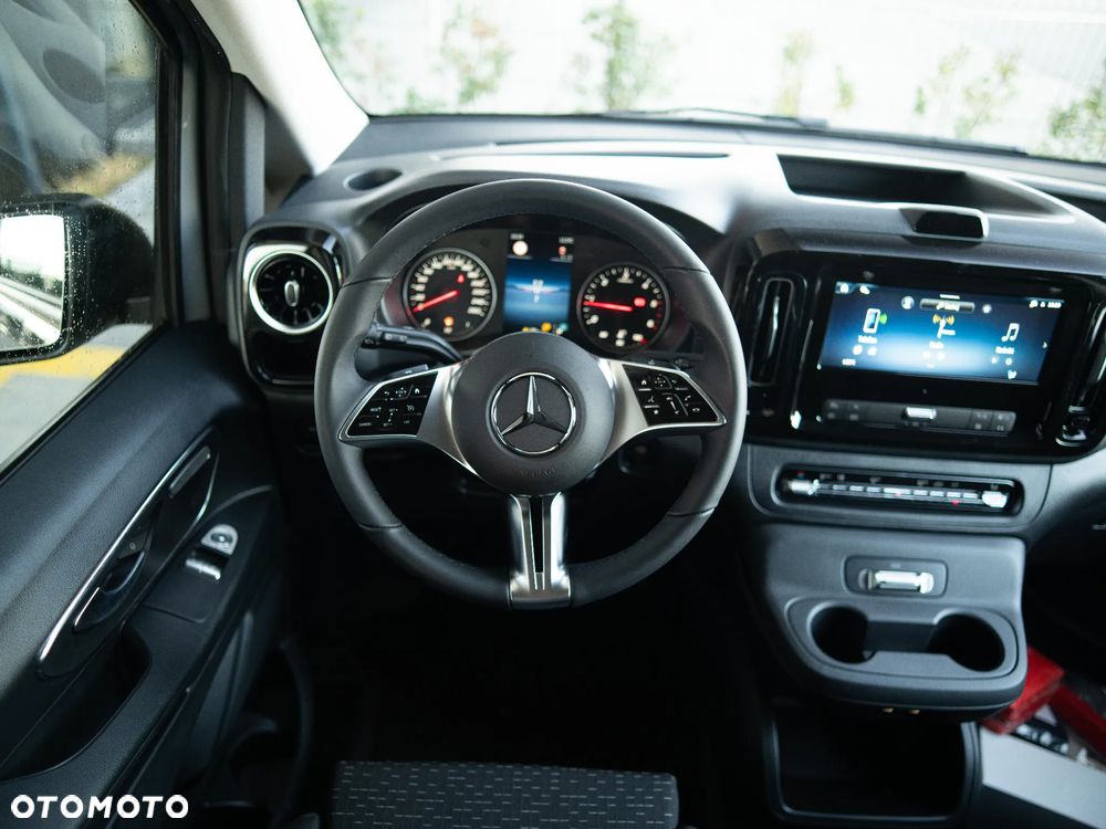 Mercedes-Benz Vito - 13