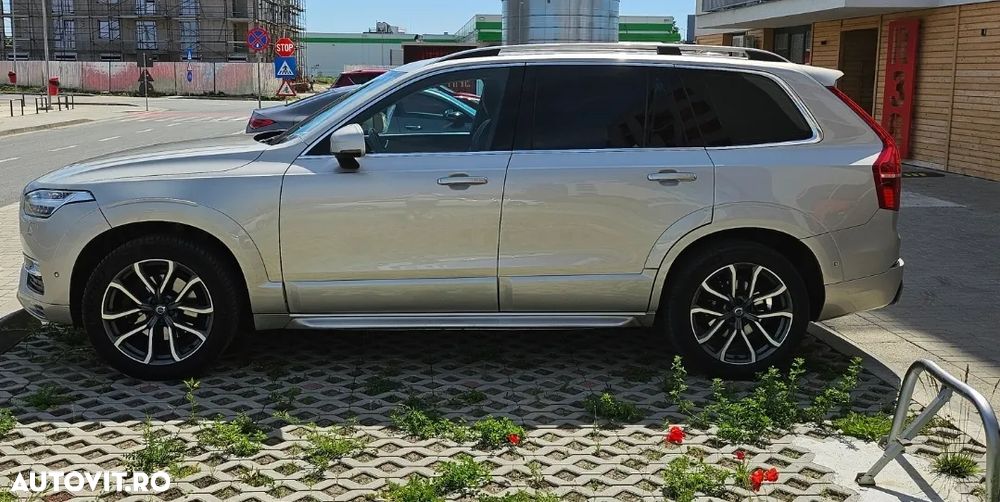 Volvo XC 90 D5 AWD Momentum - 5