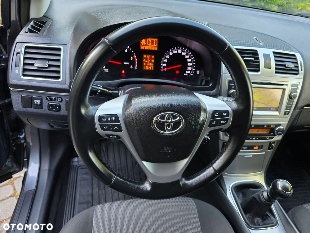 Toyota Avensis 2.0 D-4D Edition - 30