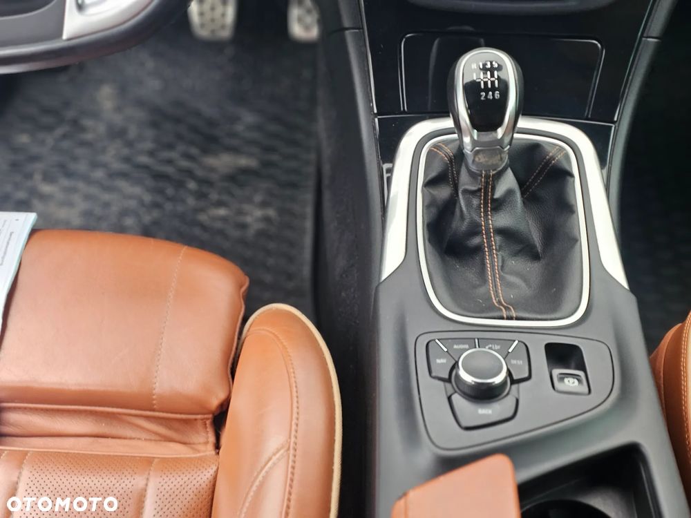 Opel Insignia - 7