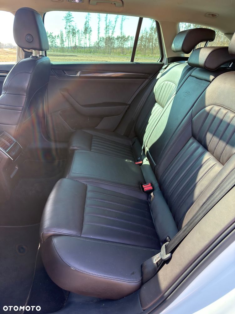 Skoda Superb 2.0 TDI L&K DSG - 6