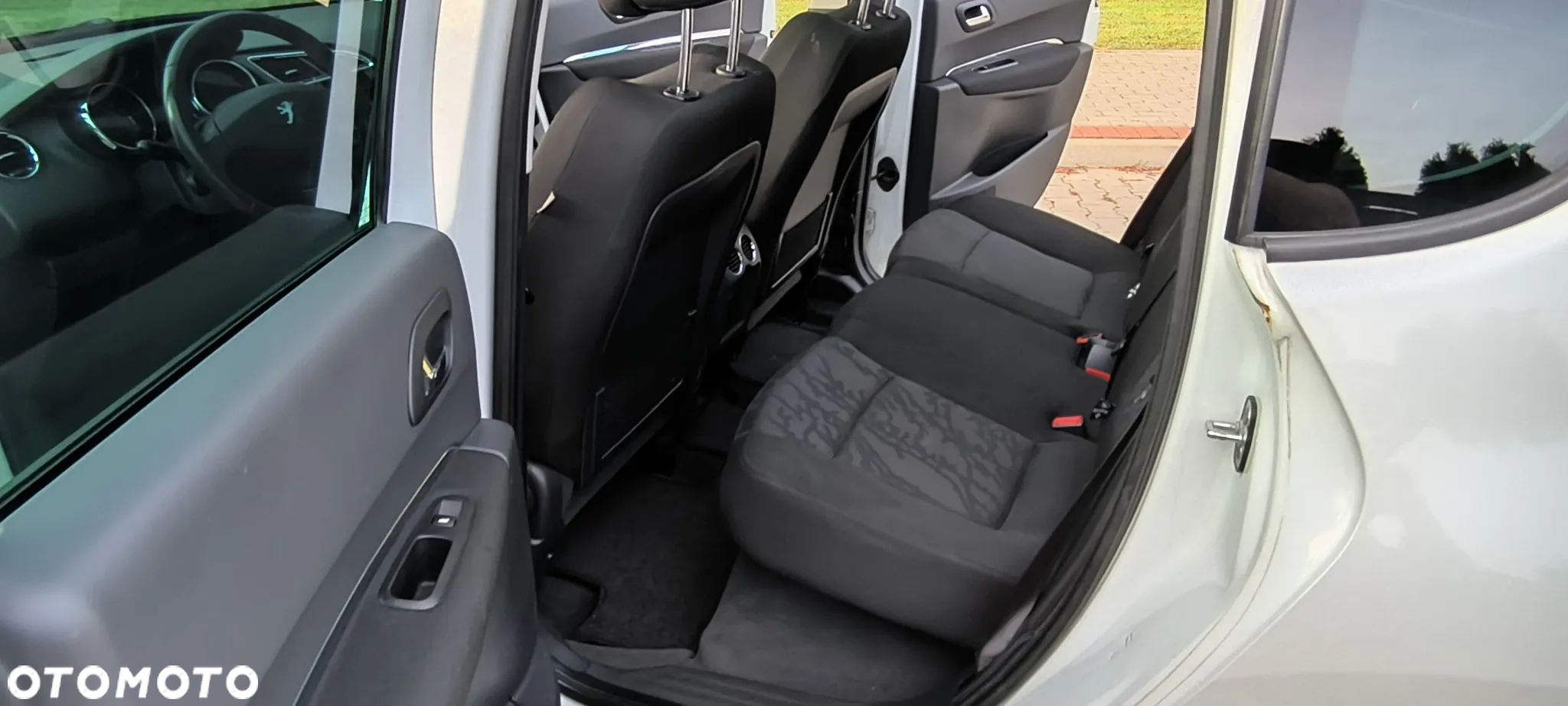 Peugeot 3008 HDi FAP 150 Platinum - 13