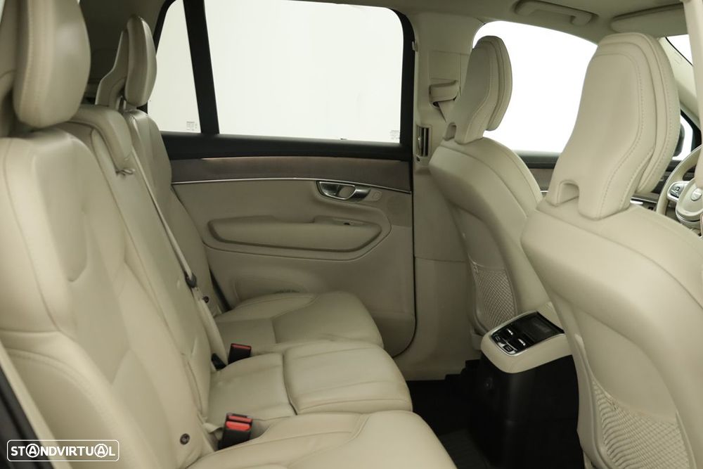 Volvo XC 90 2.0 T8 PHEV Plus Bright AWD - 24