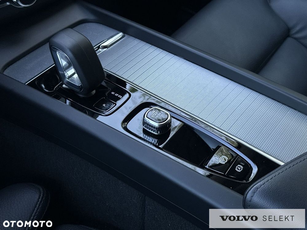Volvo XC 60 - 32