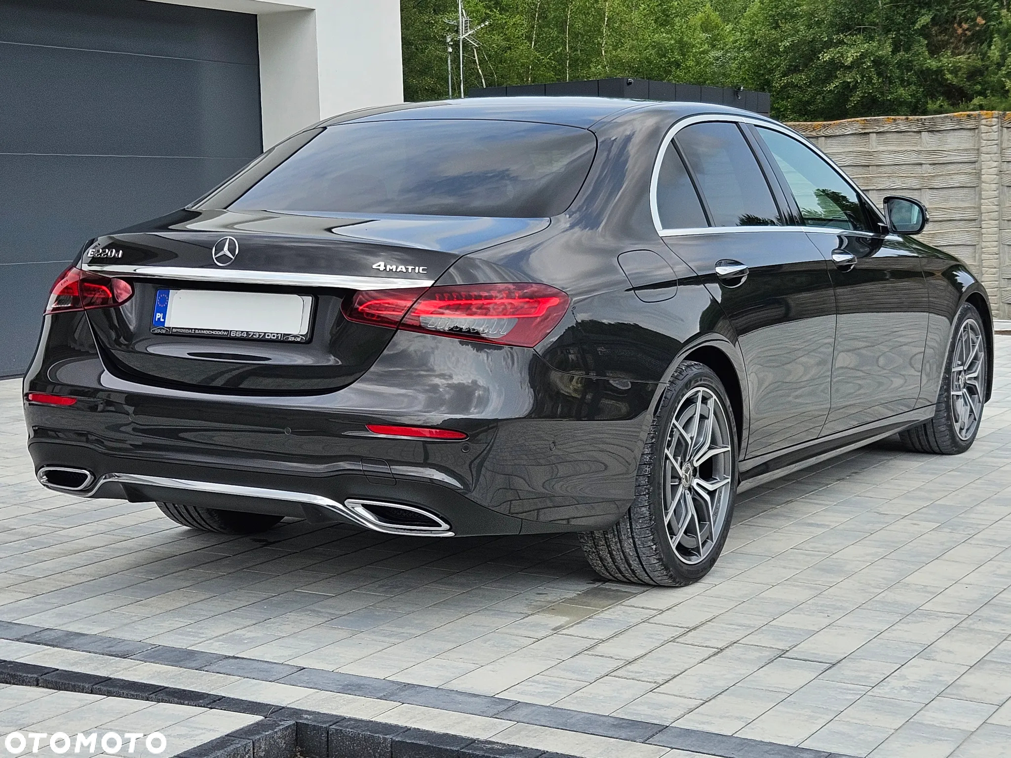 Mercedes-Benz Klasa E 220 d 4-Matic 9G-TRONIC - 39