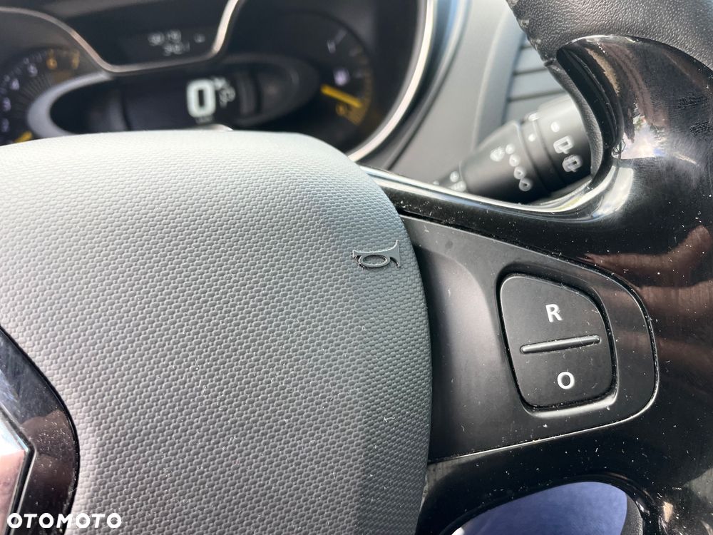 Renault Captur - 25