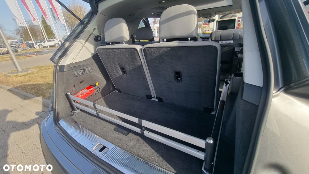 Audi Q7 - 18