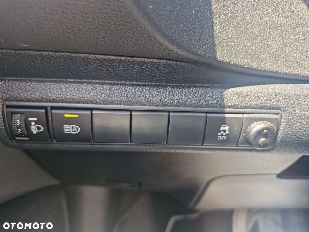 Toyota Corolla 1.8 Hybrid Active - 19