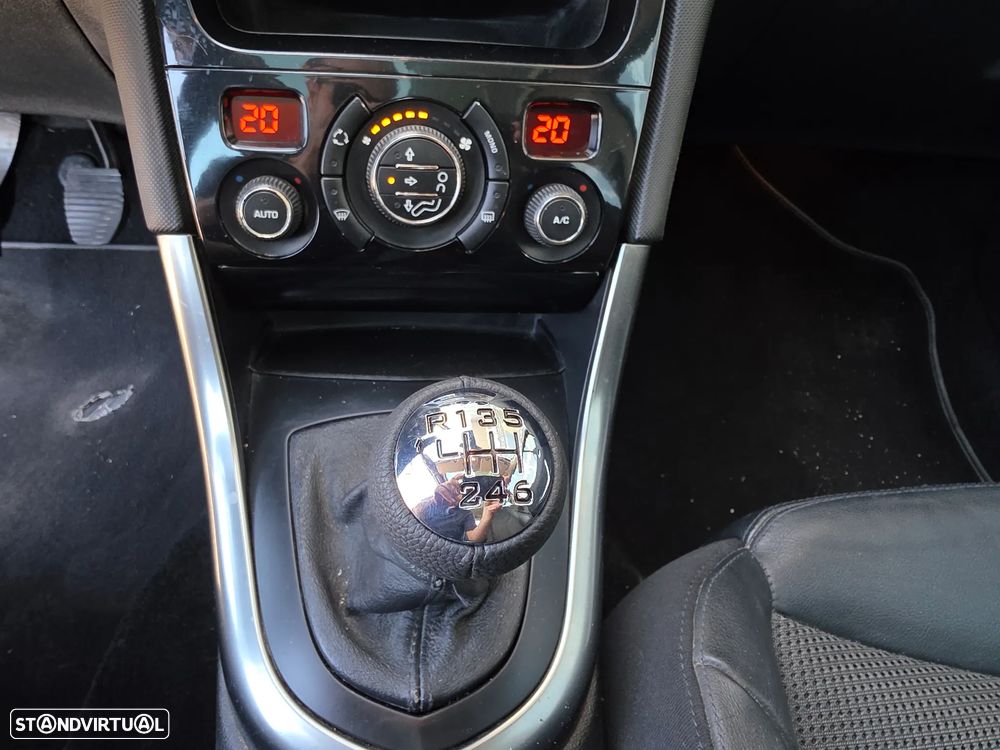 Peugeot 308 1.6 e-HDi Sportium CVM6 - 18