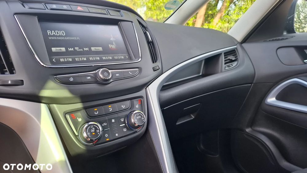 Opel Zafira - 14