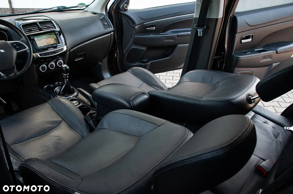 Mitsubishi ASX 1.8 DI-D 4WD Intense - 26