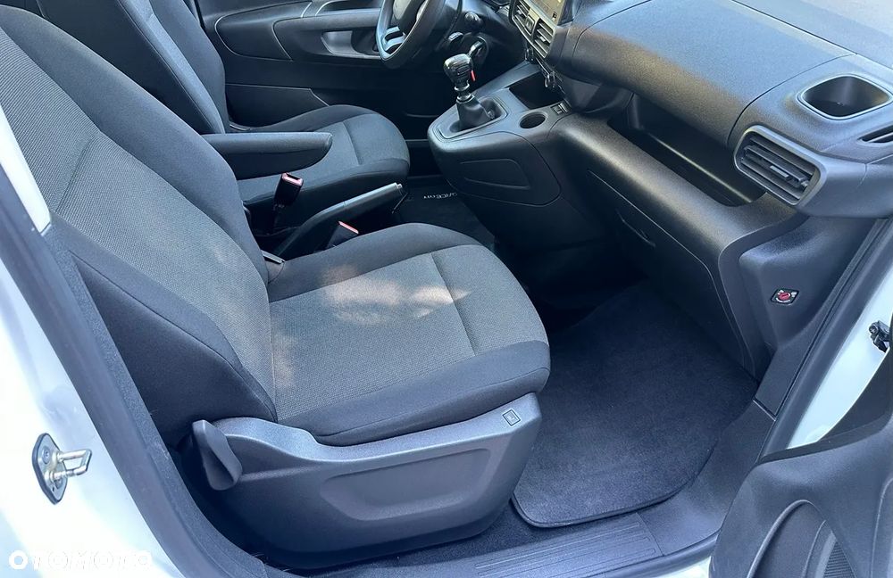 Toyota Proace City Verso 1.5 D-4D Family - 15