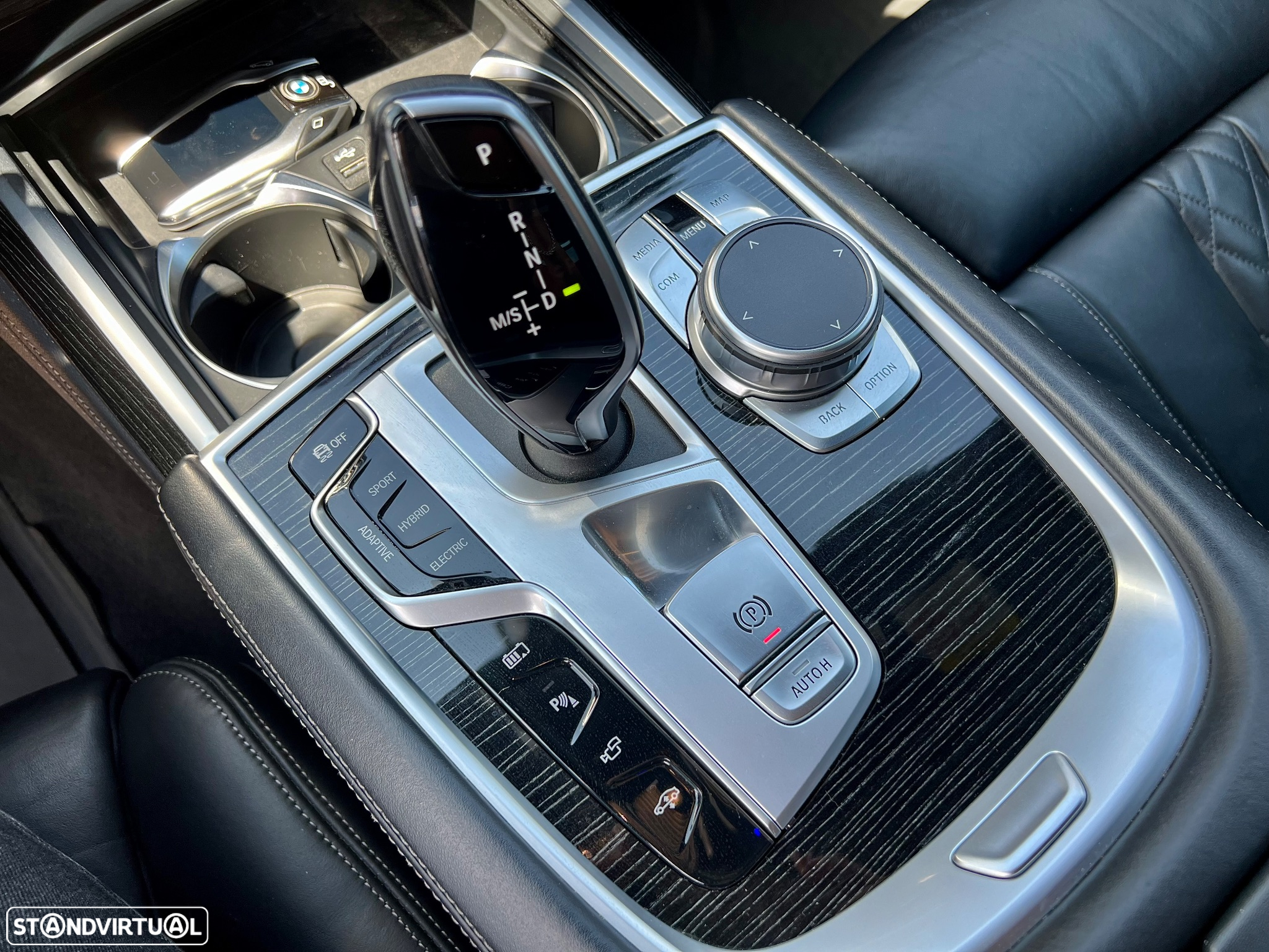 BMW 745 e iPerformance Pack M Auto - 13