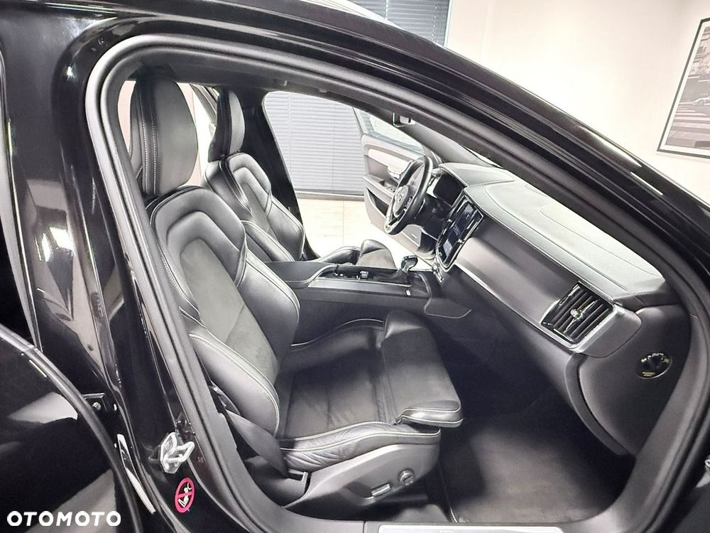 Volvo V90 B5 D AWD Geartronic RDesign - 34