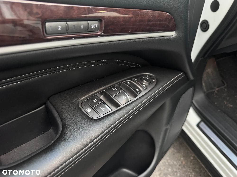Infiniti QX60 3.5 Hi-Tech - 30