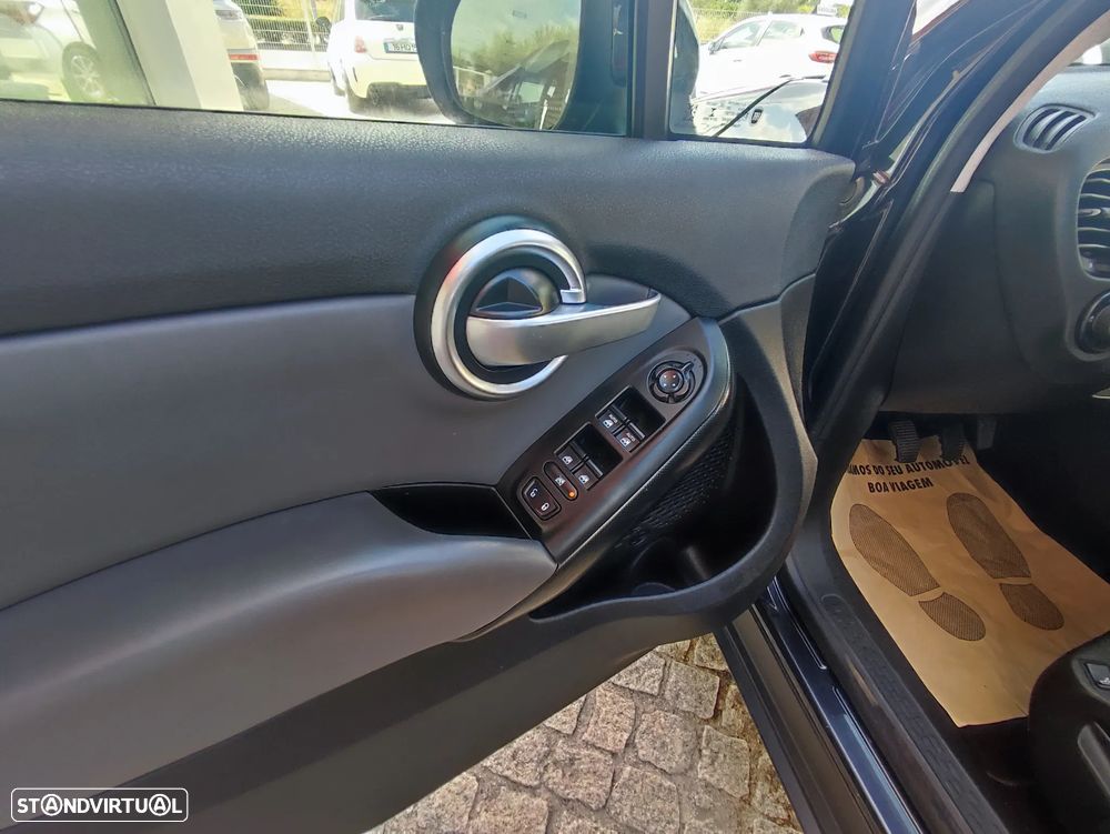 Fiat 500X 1.3 MJ City Cross S&S - 10