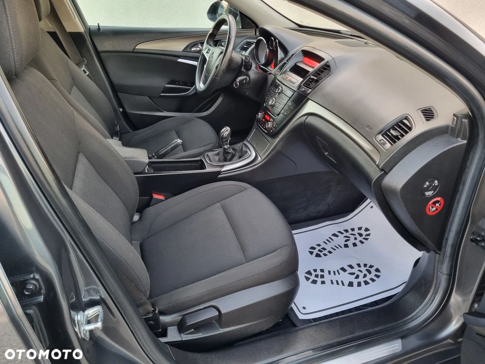 Opel Insignia 1.8 Executive - 8