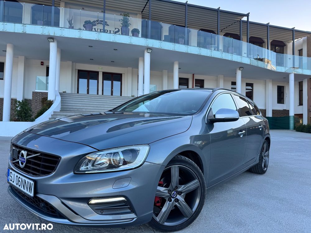 Volvo V60 D4 Geartronic R-Design - 1