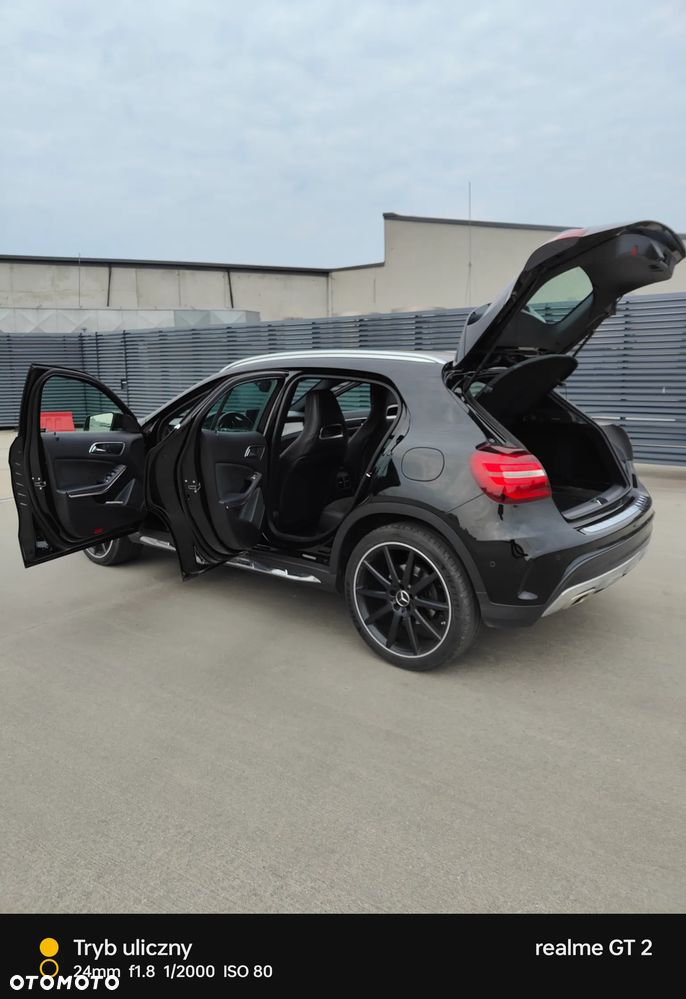 Mercedes-Benz GLA - 6