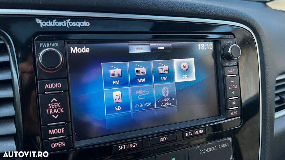 Mitsubishi Outlander - 18