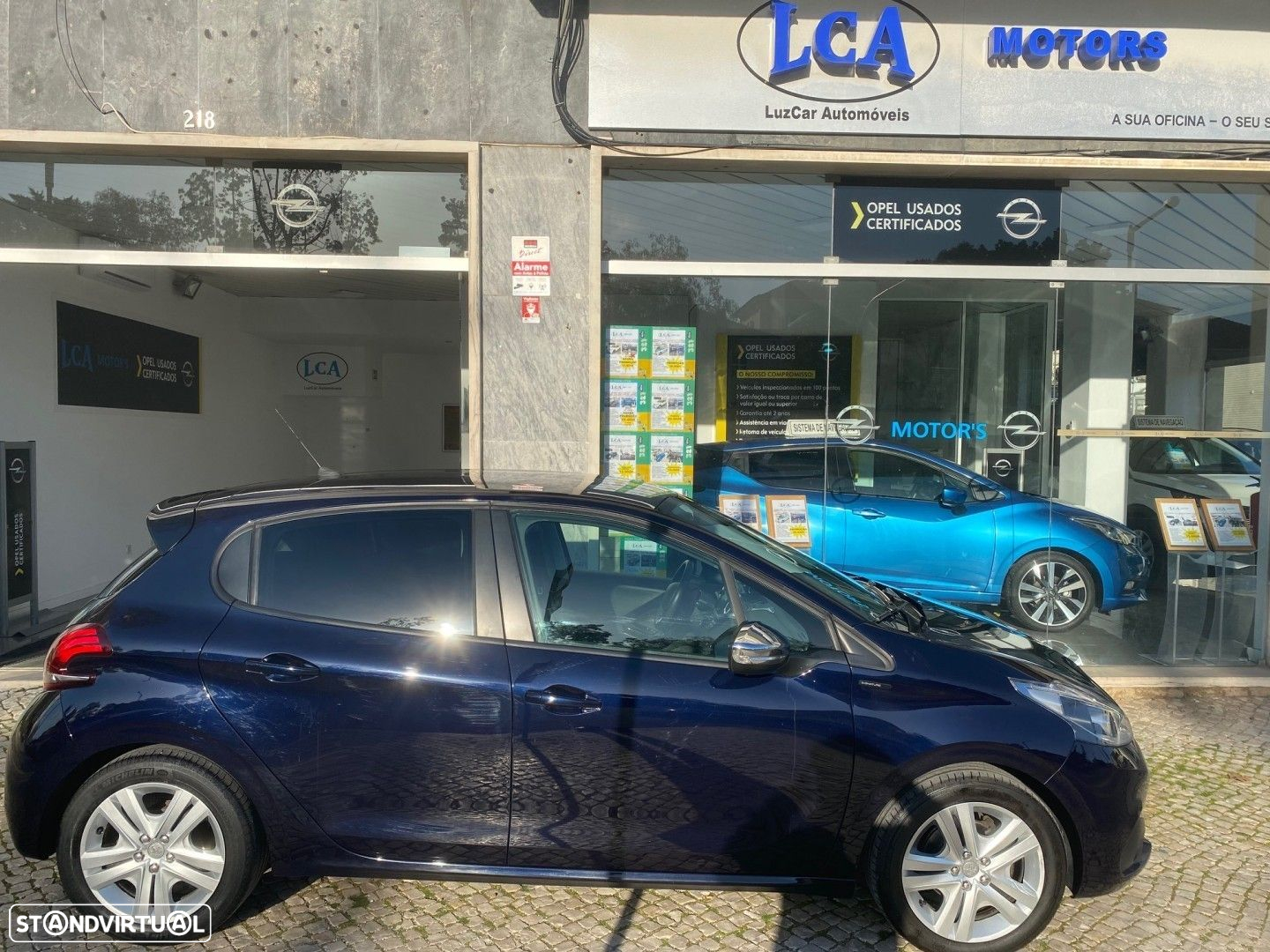 Peugeot 208 1.2 PureTech Signature - 6