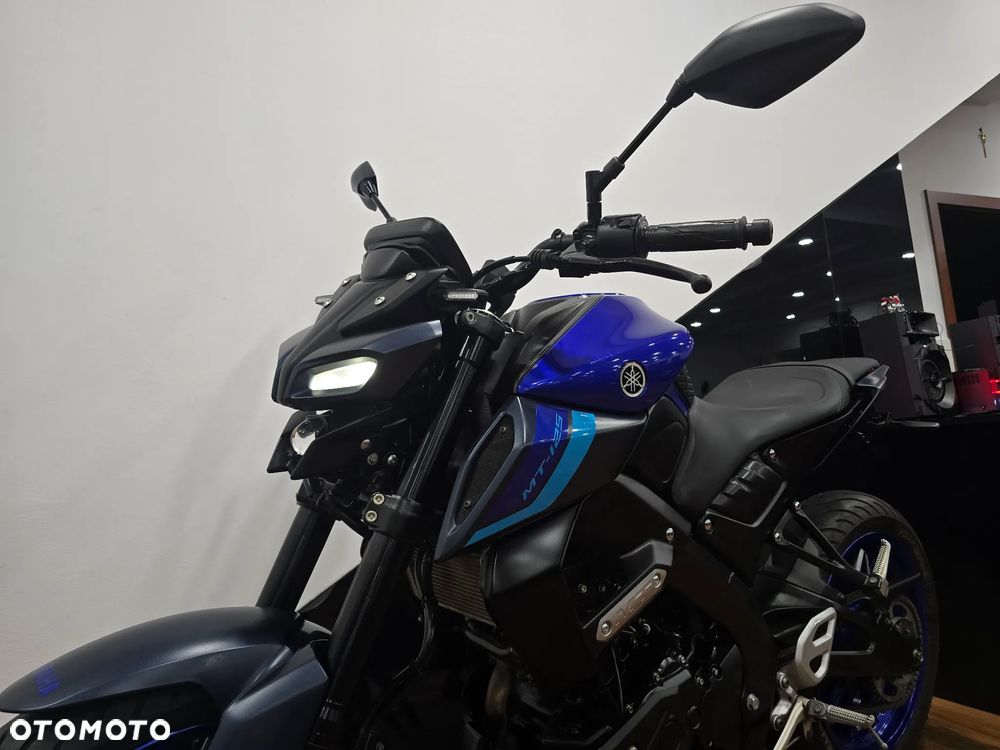 Yamaha MT - 5