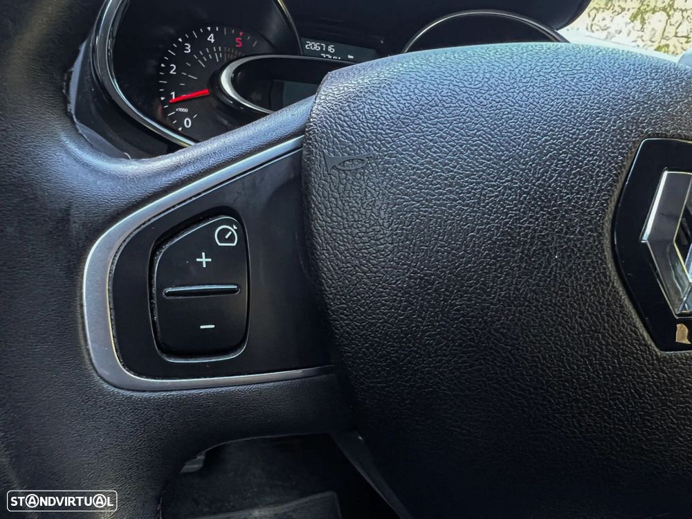 Renault Clio Sport Tourer 1.5 dCi Limited - 11