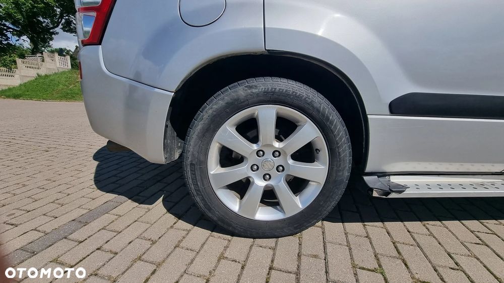 Suzuki Grand Vitara - 19