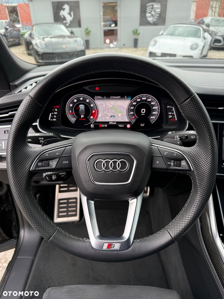 Audi SQ8 - 27