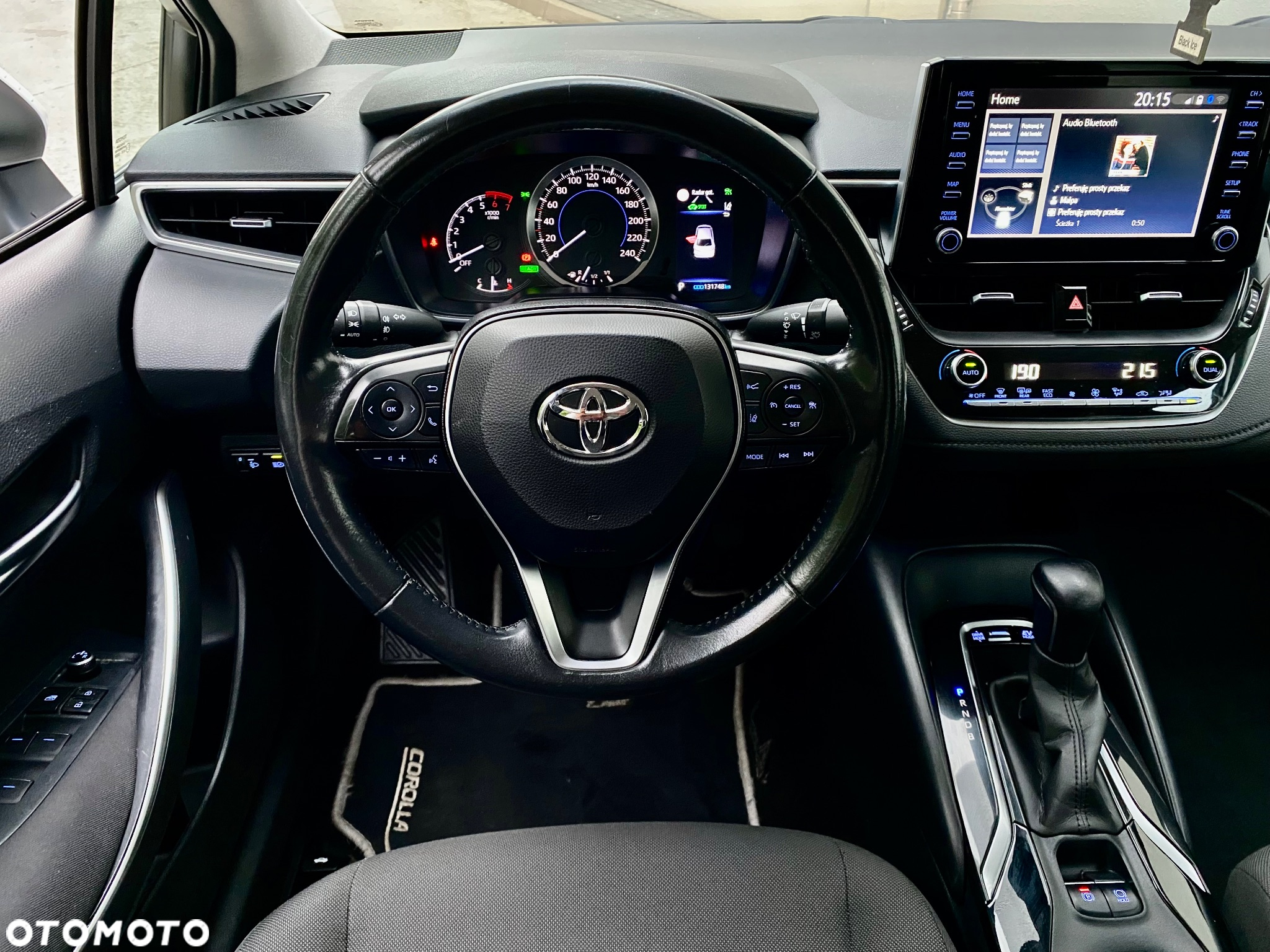Toyota Corolla 1.8 Hybrid Comfort - 34